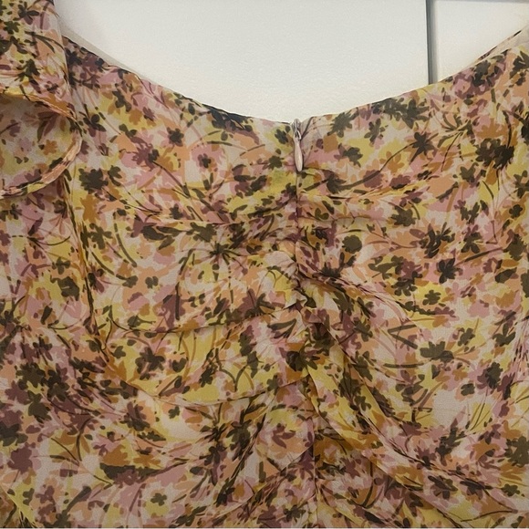 ASTR The Label Ruffle Rushed Mini Dress - Picture 9 of 12